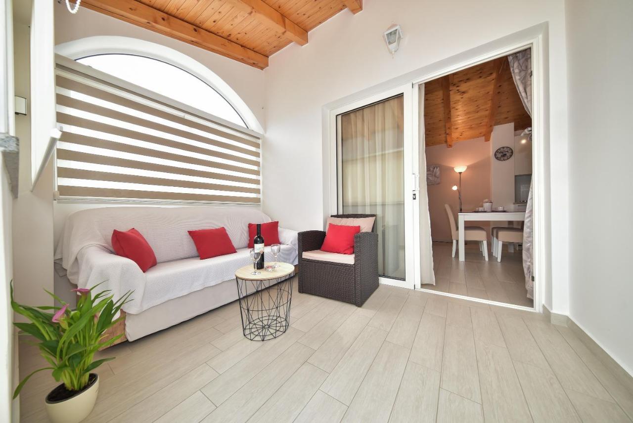 Apartment Irena Posedarje Zewnętrze zdjęcie