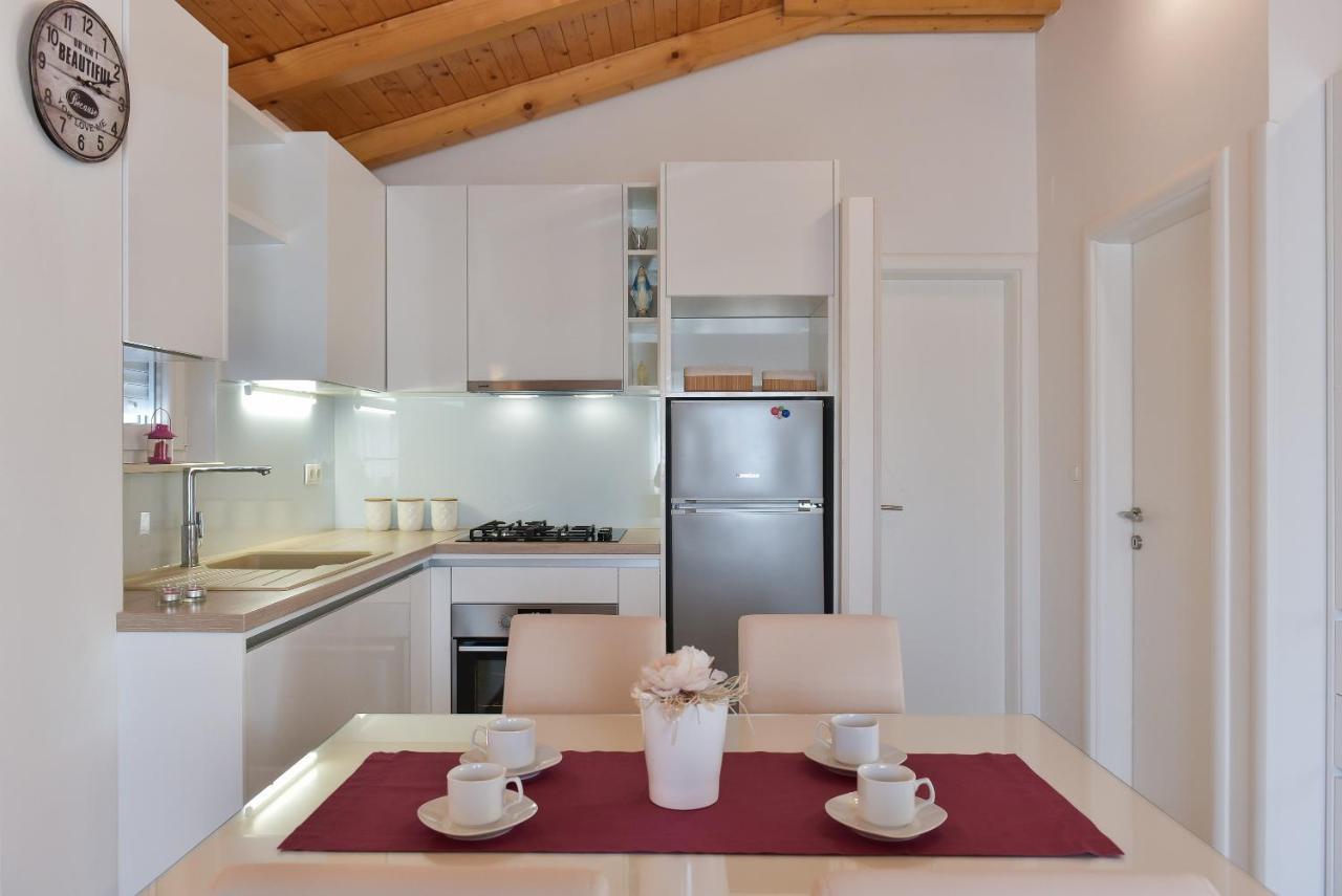 Apartment Irena Posedarje Zewnętrze zdjęcie