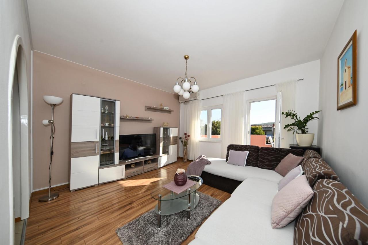 Apartment Irena Posedarje Zewnętrze zdjęcie