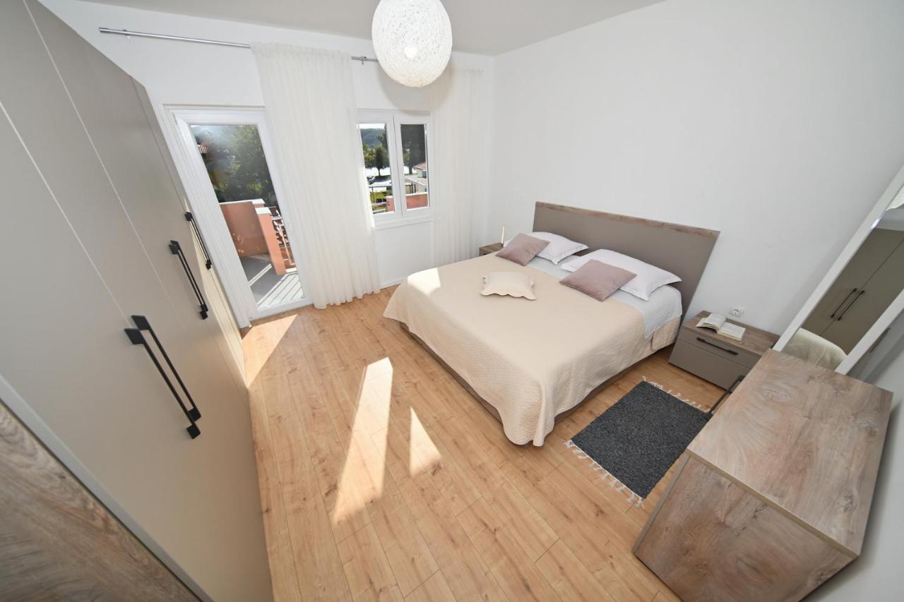 Apartment Irena Posedarje Zewnętrze zdjęcie