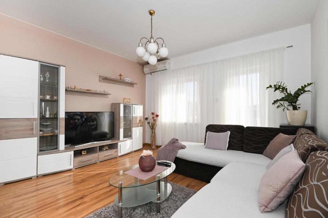 Apartment Irena Posedarje Zewnętrze zdjęcie