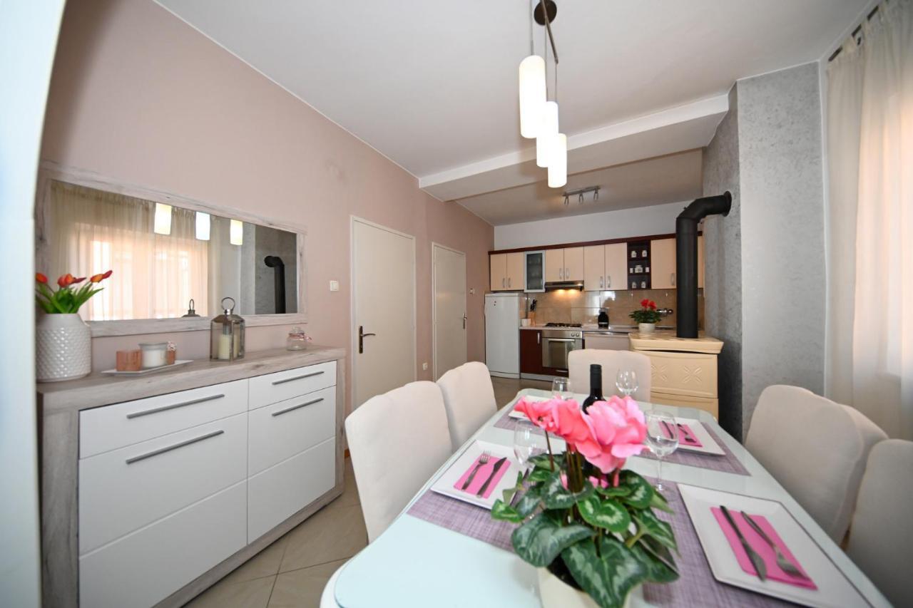 Apartment Irena Posedarje Zewnętrze zdjęcie