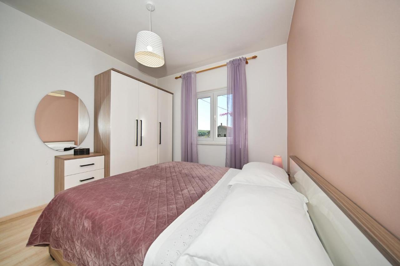 Apartment Irena Posedarje Zewnętrze zdjęcie